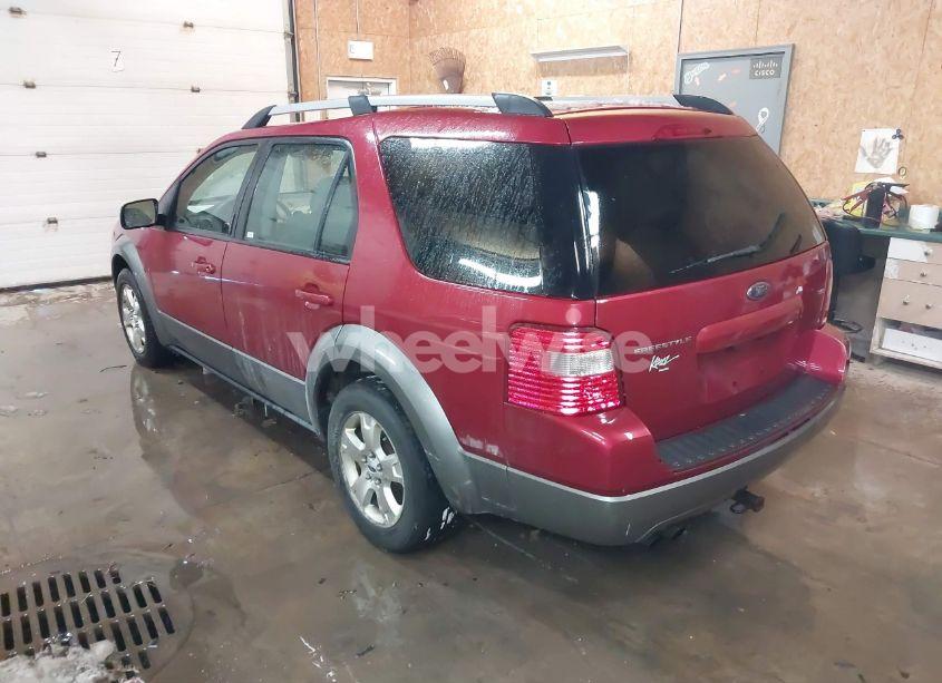 Photo 3 of 2005 Ford Freestyle SEL (VIN 1FMZK02105GA64444)