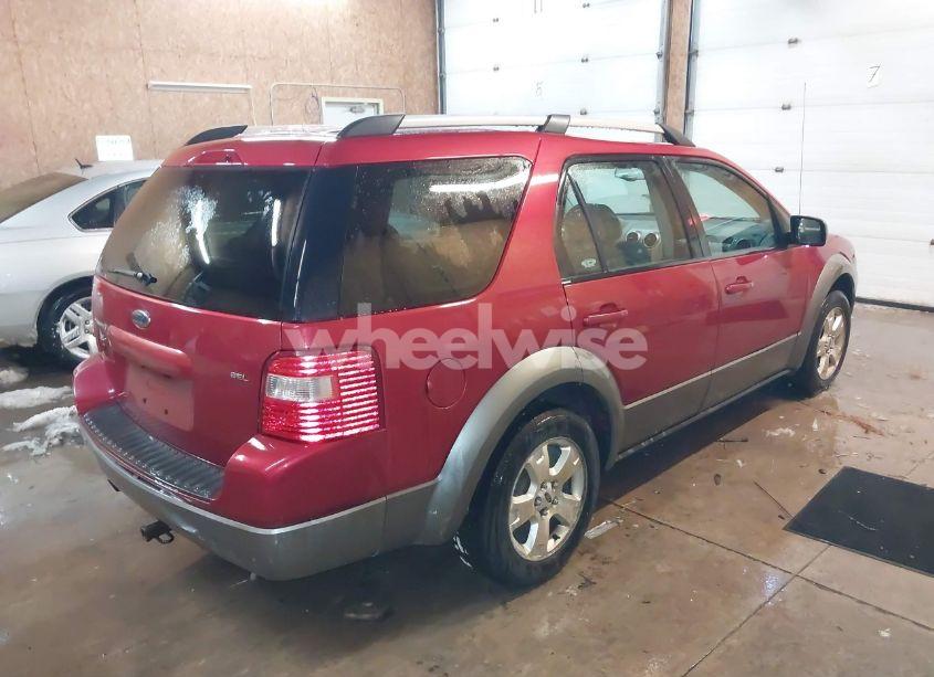 Photo 4 of 2005 Ford Freestyle SEL (VIN 1FMZK02105GA64444)