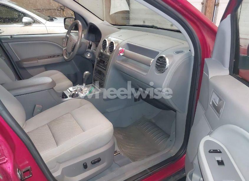 Photo 5 of 2005 Ford Freestyle SEL (VIN 1FMZK02105GA64444)