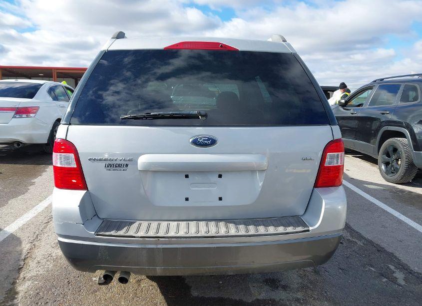 Photo 17 of 2005 Ford Freestyle SEL (VIN 1FMZK02105GA65481)