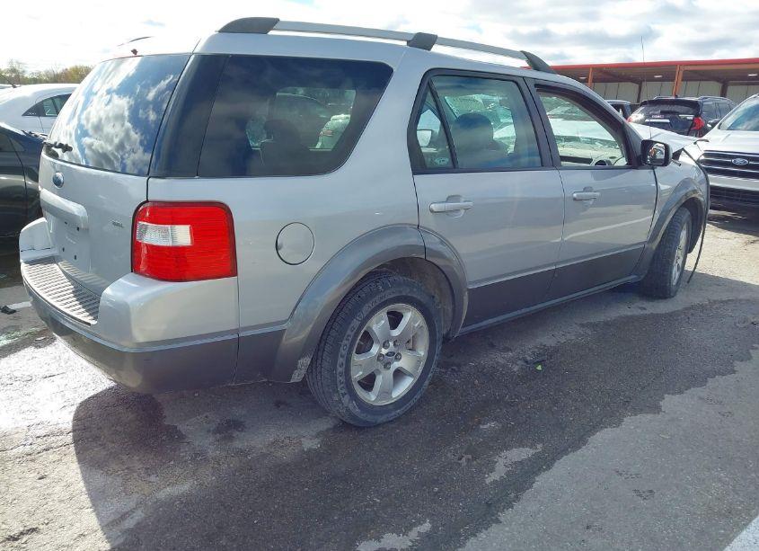 Photo 4 of 2005 Ford Freestyle SEL (VIN 1FMZK02105GA65481)