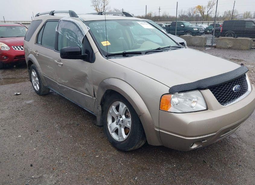 2005 Ford Freestyle SEL (VIN 1FMZK02115GA08769) main photo