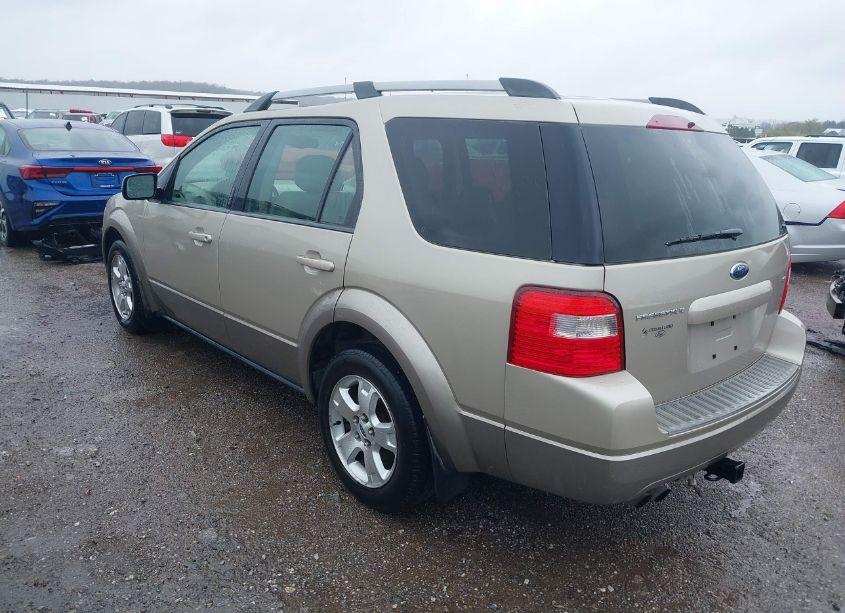 Photo 3 of 2005 Ford Freestyle SEL (VIN 1FMZK02115GA08769)