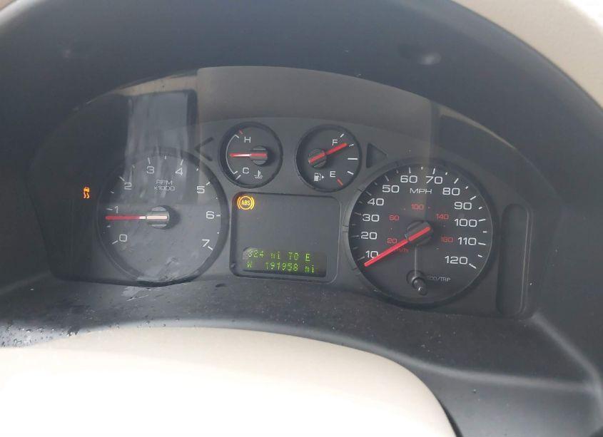 Photo 7 of 2005 Ford Freestyle SEL (VIN 1FMZK02115GA08769)