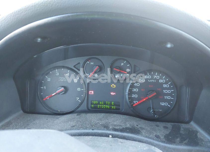 Photo 7 of 2005 Ford Freestyle SEL (VIN 1FMZK02145GA56220)