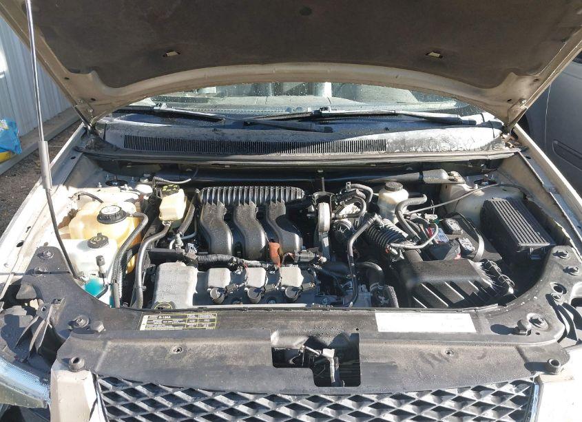 Photo 10 of 2005 Ford Freestyle LIMITED (VIN 1FMZK03105GA76446)