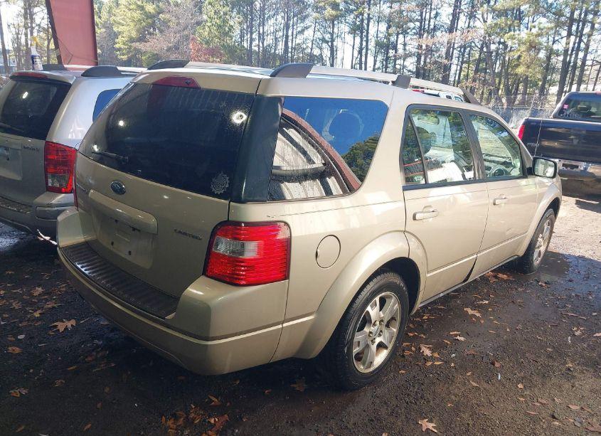 Photo 4 of 2005 Ford Freestyle LIMITED (VIN 1FMZK03105GA76446)