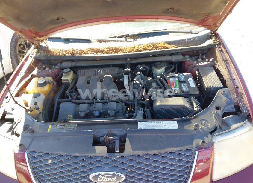 Photo 10 of 2005 Ford Freestyle LIMITED (VIN 1FMZK03115GA76441)