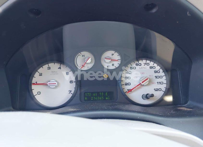 Photo 7 of 2005 Ford Freestyle LIMITED (VIN 1FMZK03115GA76441)