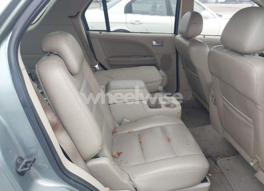 Photo 8 of 2005 Ford Freestyle LIMITED (VIN 1FMZK03165GA72708)