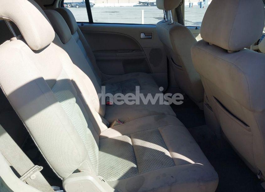 Photo 8 of 2005 Ford Freestyle SE (VIN 1FMZK04105GA30548)