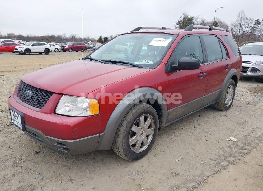 Photo 2 of 2005 Ford Freestyle SE (VIN 1FMZK04155GA08061)