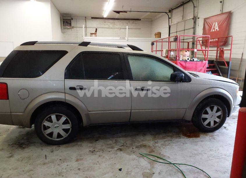 Photo 13 of 2005 Ford Freestyle SE (VIN 1FMZK04175GA18980)