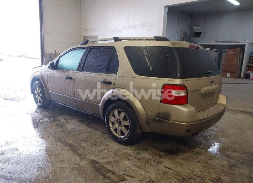 Photo 3 of 2005 Ford Freestyle SE (VIN 1FMZK04175GA18980)