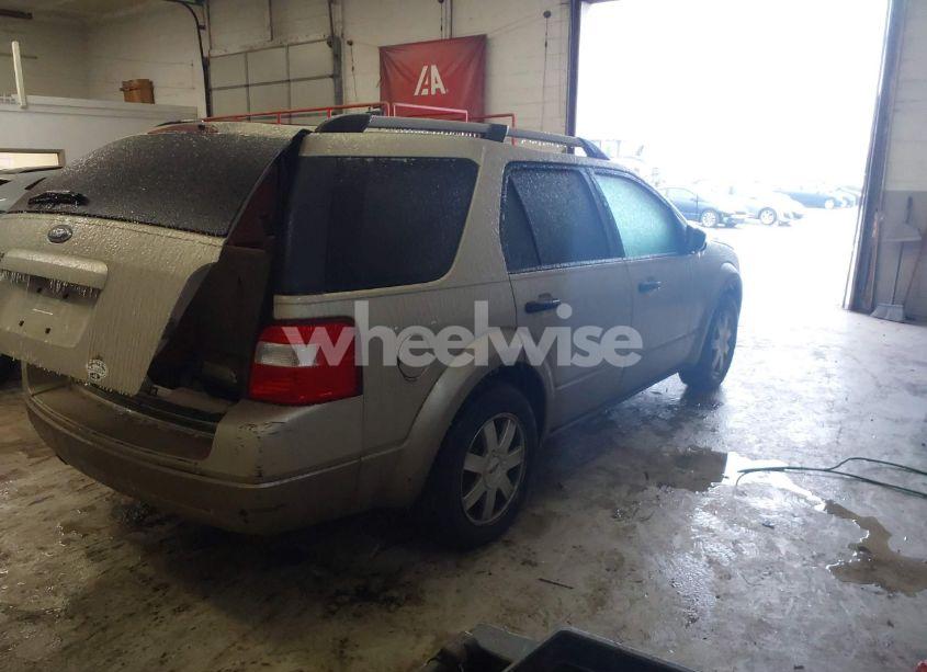 Photo 4 of 2005 Ford Freestyle SE (VIN 1FMZK04175GA18980)