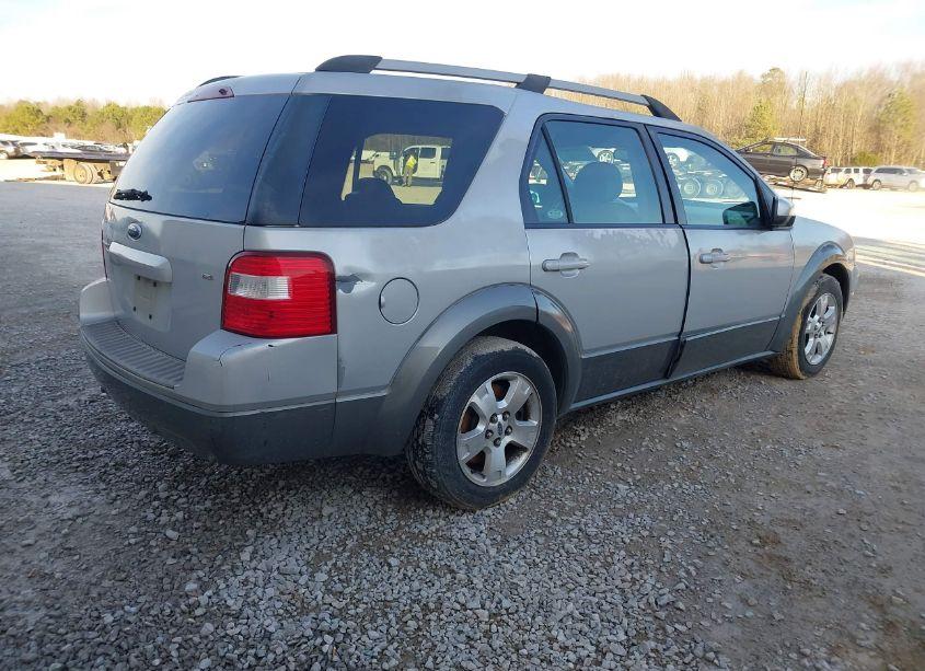 Photo 4 of 2005 Ford Freestyle SEL (VIN 1FMZK05115GA11635)