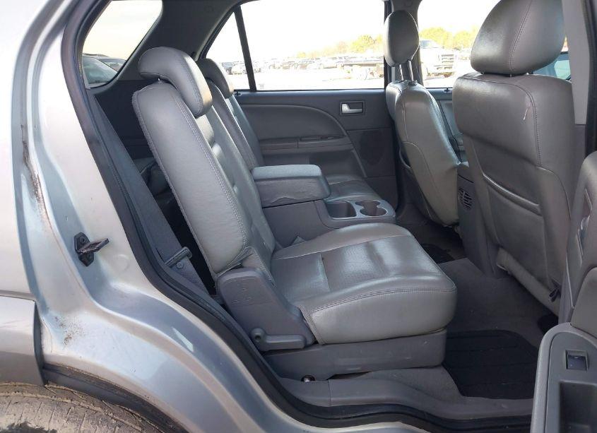 Photo 8 of 2005 Ford Freestyle SEL (VIN 1FMZK05115GA11635)