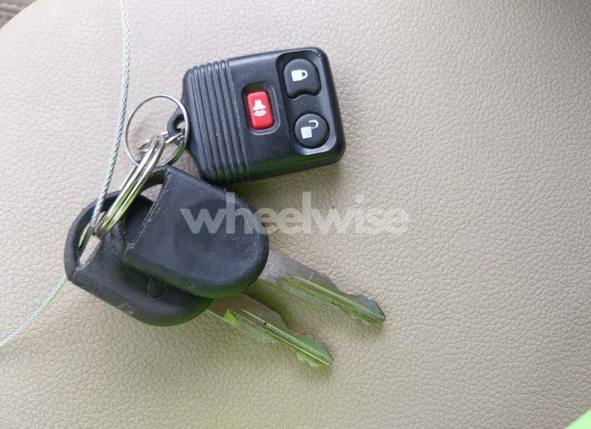 Photo 11 of 2005 Ford Freestyle SEL (VIN 1FMZK05135GA20093)