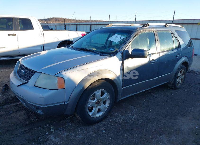 Photo 2 of 2005 Ford Freestyle SEL (VIN 1FMZK05185GA57589)