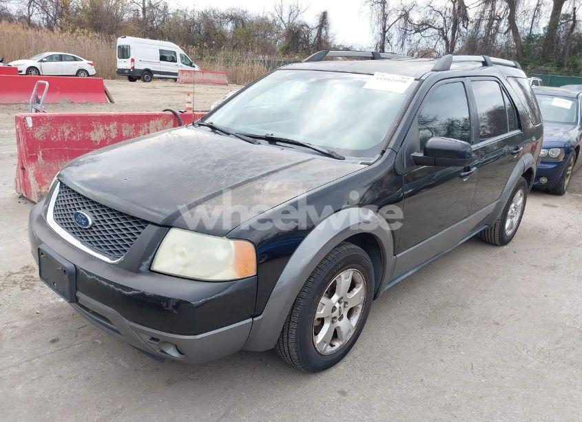 Photo 2 of 2005 Ford Freestyle SEL (VIN 1FMZK051X5GA35853)