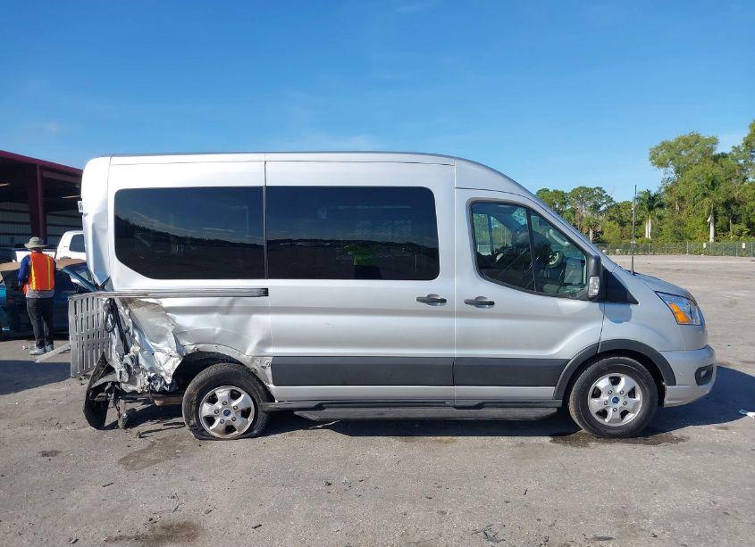 Photo 13 of 2020 Ford Transit-150 PASSENGER VAN XLT (VIN 1FMZK1C87LKA25135)