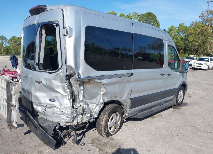 Photo 4 of 2020 Ford Transit-150 PASSENGER VAN XLT (VIN 1FMZK1C87LKA25135)