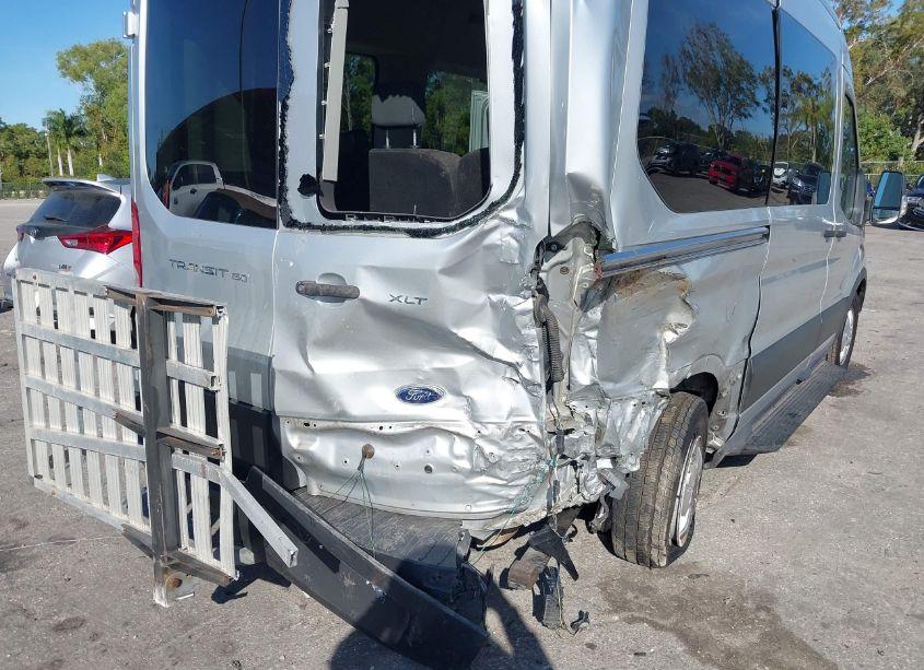 Photo 6 of 2020 Ford Transit-150 PASSENGER VAN XLT (VIN 1FMZK1C87LKA25135)