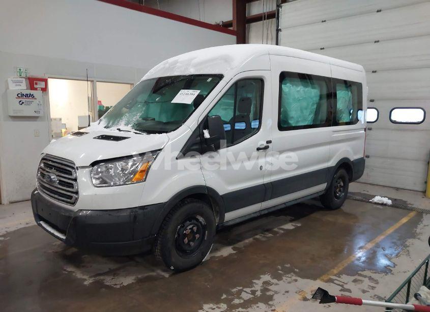 Photo 2 of 2019 Ford Transit-150 XLT (VIN 1FMZK1CG0KKB58602)
