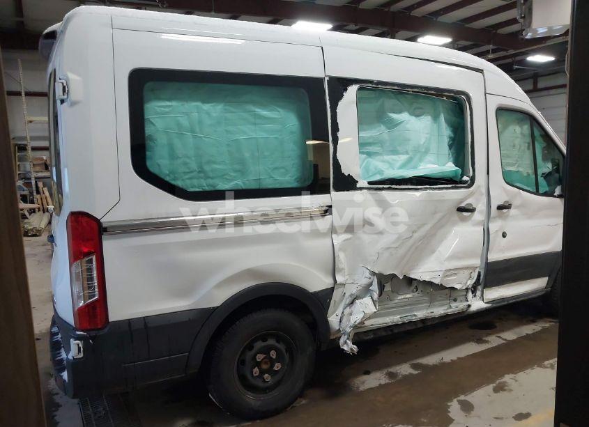 Photo 4 of 2019 Ford Transit-150 XLT (VIN 1FMZK1CG0KKB58602)