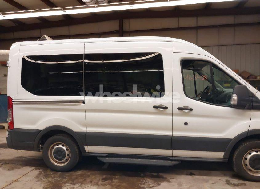 Photo 13 of 2019 Ford Transit-150 XL (VIN 1FMZK1CM8KKA27343)