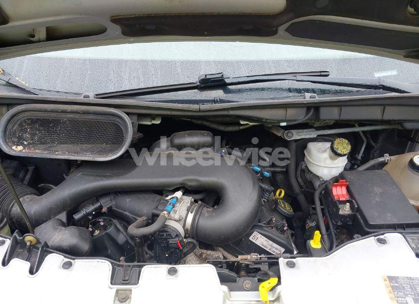 Photo 10 of 2015 Ford Transit-150 XL (VIN 1FMZK1YM6FKA19837)