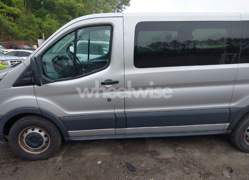 Photo 15 of 2015 Ford Transit-150 XL (VIN 1FMZK1YM6FKA19837)