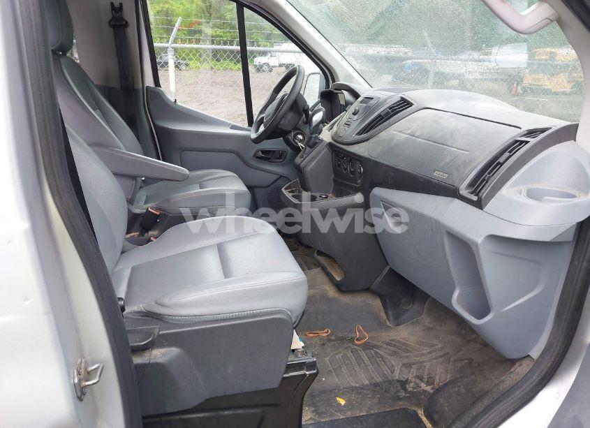 Photo 5 of 2015 Ford Transit-150 XL (VIN 1FMZK1YM6FKA19837)