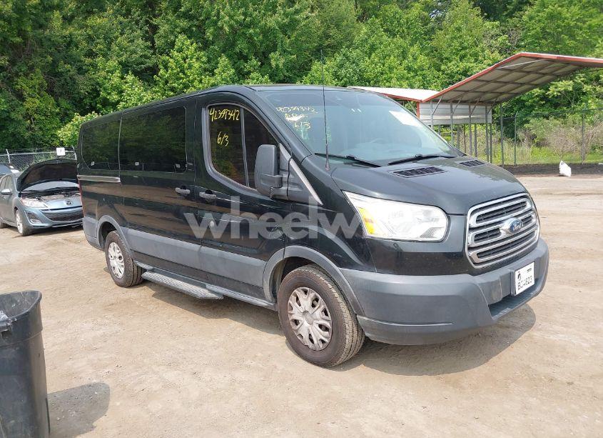 2015 Ford Transit-150 XLT (VIN 1FMZK1YM7FKA38364) main photo
