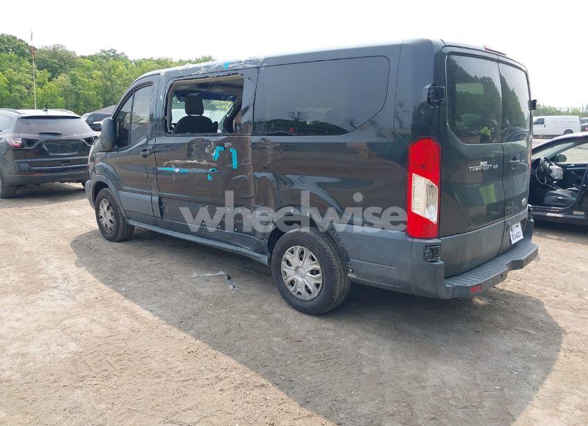 Photo 3 of 2015 Ford Transit-150 XLT (VIN 1FMZK1YM7FKA38364)