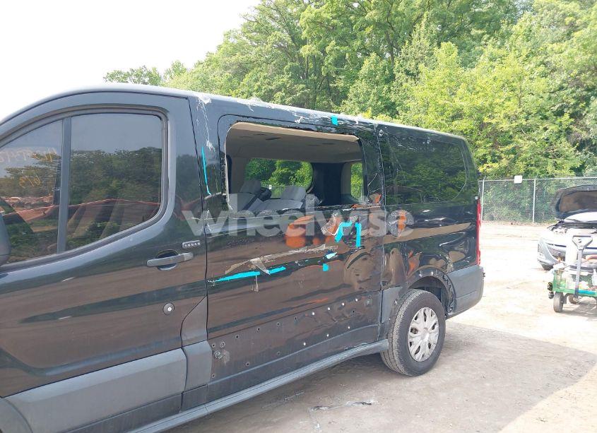 Photo 6 of 2015 Ford Transit-150 XLT (VIN 1FMZK1YM7FKA38364)