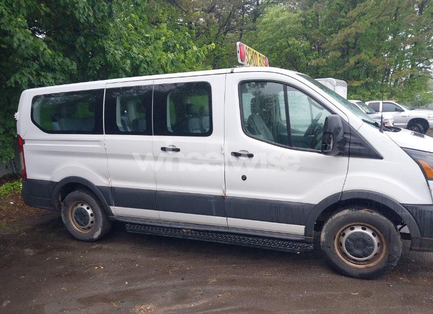 Photo 13 of 2016 Ford Transit-150 XL (VIN 1FMZK1ZM6GKB29173)