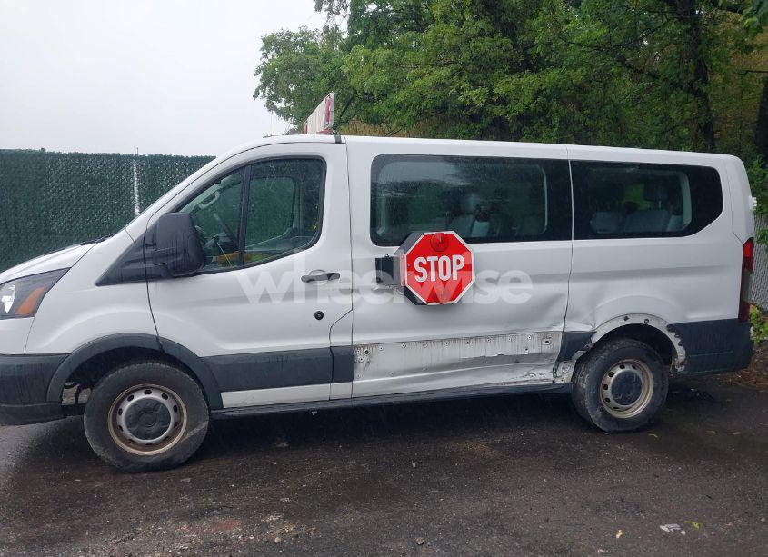 Photo 14 of 2016 Ford Transit-150 XL (VIN 1FMZK1ZM6GKB29173)