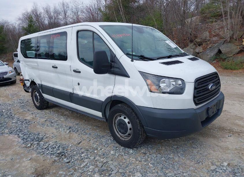 2017 Ford Transit-150 XL (VIN 1FMZK1ZM7HKB35243) main photo