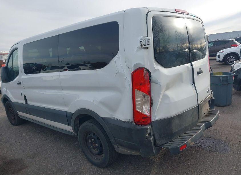 Photo 6 of 2015 Ford Transit-150 XLT (VIN 1FMZK1ZMXFKB27604)