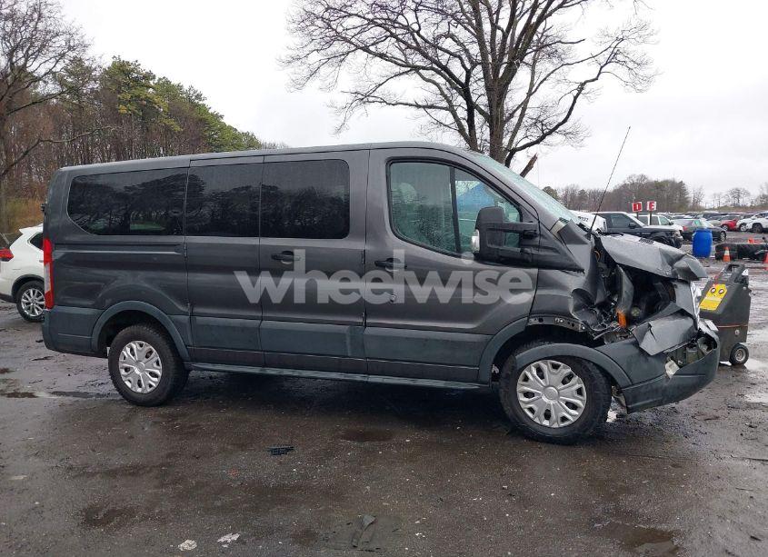 Photo 13 of 2017 Ford Transit-150 XLT (VIN 1FMZK1ZMXHKA09958)