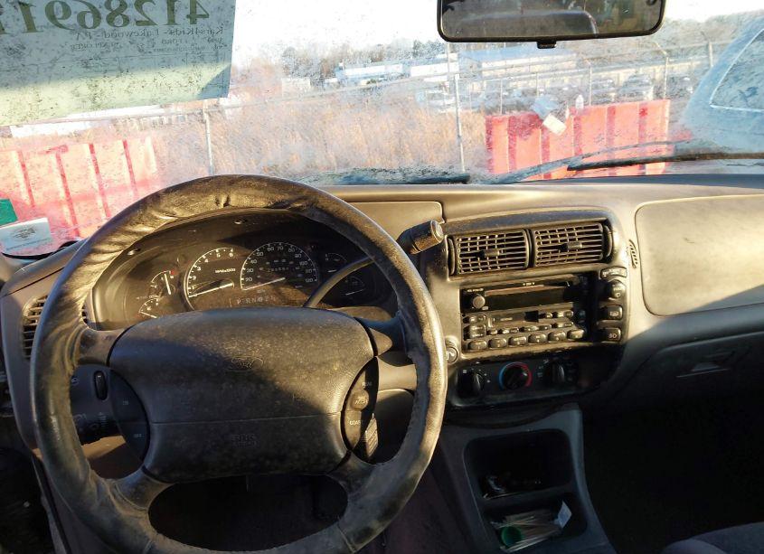 Photo 15 of 1999 Ford Explorer EDDIE BAUER/LIMITED EDITION/XLT (VIN 1FMZU32E9XUB29519)