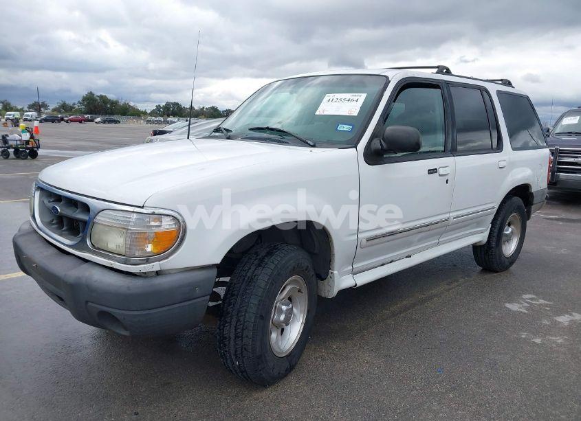 Photo 2 of 1999 Ford Explorer EDDIE BAUER/LIMITED EDITION/XLT (VIN 1FMZU32EXXUC89490)