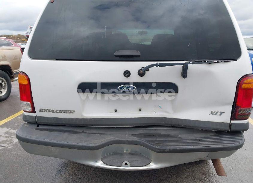 Photo 6 of 1999 Ford Explorer EDDIE BAUER/LIMITED EDITION/XLT (VIN 1FMZU32EXXUC89490)