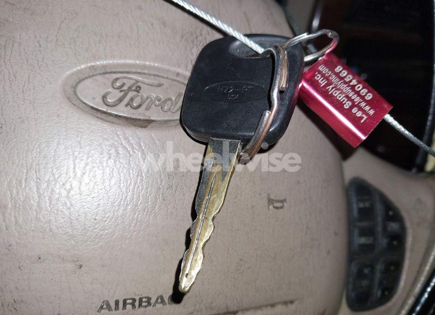 Photo 11 of 1999 Ford Explorer EDDIE BAUER/LIMITED EDITION/XLT (VIN 1FMZU32P3XZA27511)