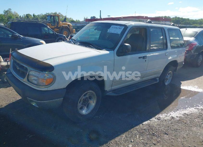 Photo 2 of 1999 Ford Explorer EDDIE BAUER/LIMITED/XLT (VIN 1FMZU34E5XZA25819)