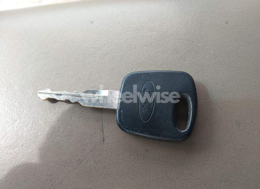 Photo 11 of 1999 Ford Explorer EDDIE BAUER/LIMITED/XLT (VIN 1FMZU34E9XZB92586)