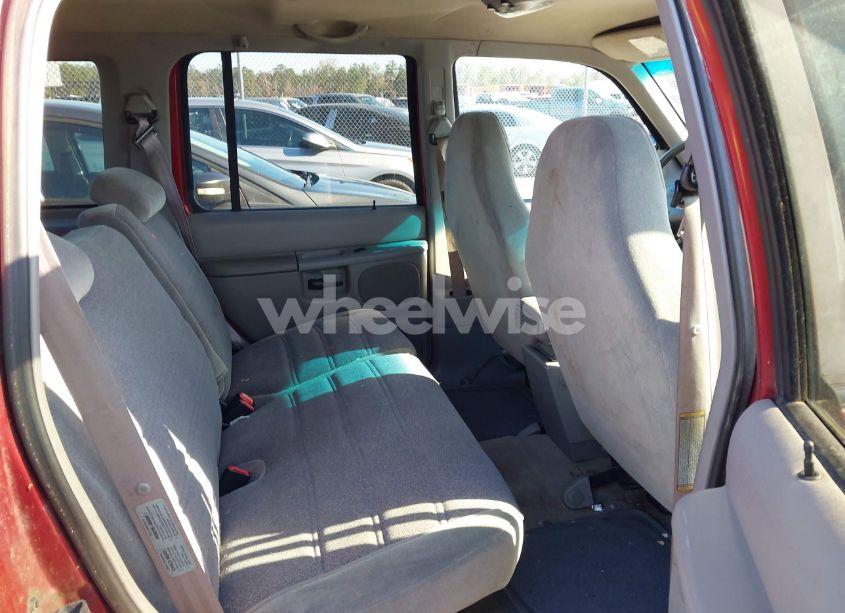 Photo 8 of 1998 Ford Explorer N/A (VIN 1FMZU34X2WZA20335)