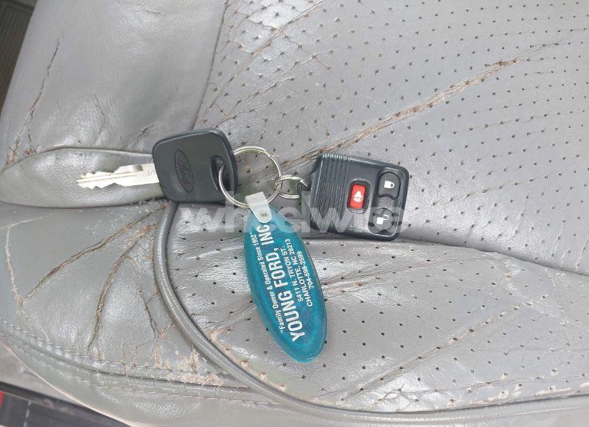 Photo 11 of 1998 Ford Explorer EDDIE BAUER/LIMITED/XL/XLT (VIN 1FMZU34X3WZA55286)