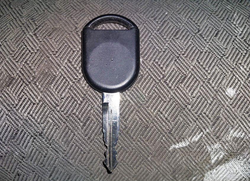 Photo 11 of 2002 Ford Explorer XLS (VIN 1FMZU62E12ZA65103)